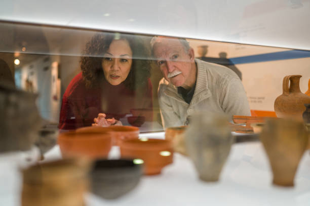 istock Older Couple Touring Europe and Visiting Museums 1701351068