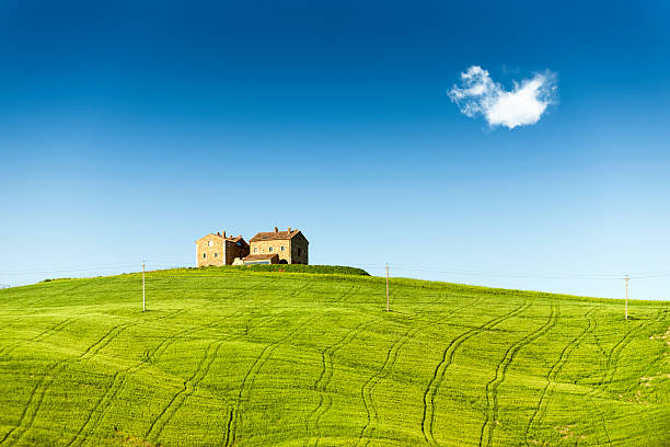 farmhouse in Tuscany landscape