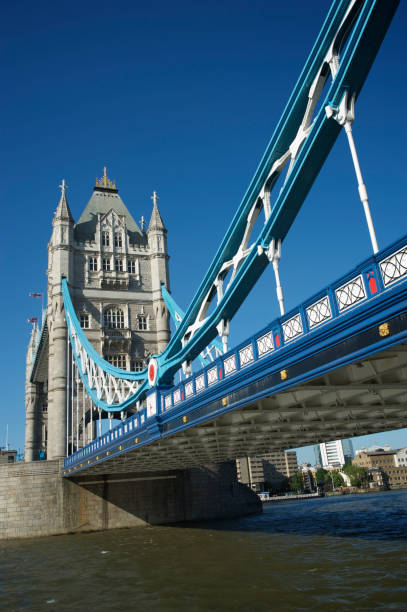 istock Tower Bridge London Close-Up Vertical 170162543