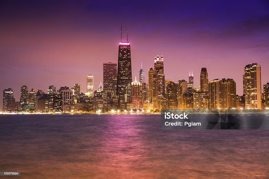 Edificios de la ciudad de Chicago, Illinois - Foto de stock de Agua libre de derechos