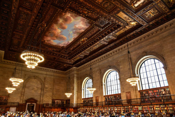 ニューヨーク公立図書館(nypl)のローズメイン読書室-マンハッタン、ニューヨーク市 - new york public library ストックフォトと画像