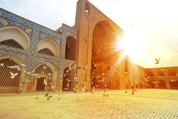 мечеть-я jami, исфахан, иран - friday mosque стоковые фото и изображения