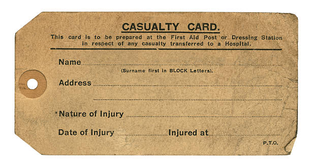 zweiten weltkrieg casualty karte - emergency room accident hospital emergency sign stock-fotos und bilder