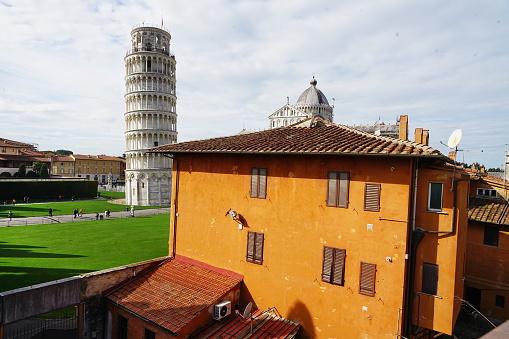 The Leaning Tower of Pisa, a world-famous landmark and tourist destination in Tuscany, Italy.