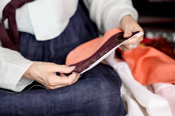 istock hanbok master of korea 1702515883