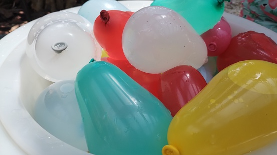 Balloon with water in the pot