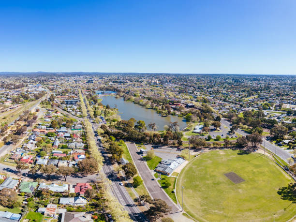 istock Lake Weeroona in Bendigo Australia 1704180956