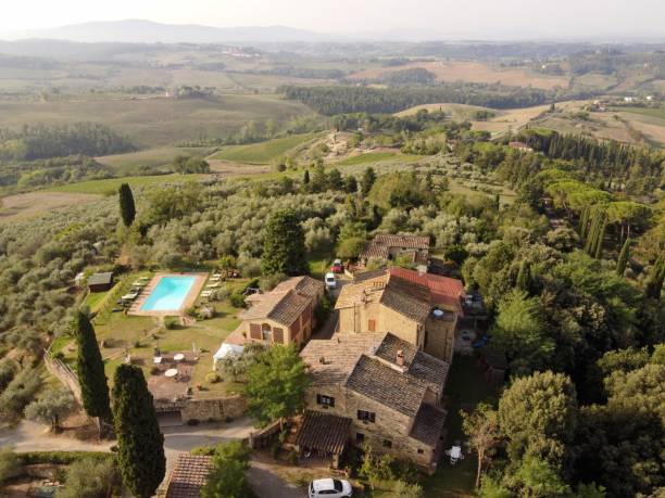 istock Tuscan Grandeur 1704337654