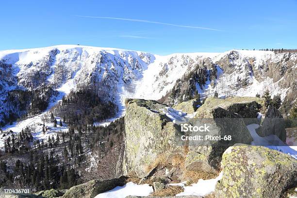 Nívea Las Montañas Foto de stock y más banco de imágenes de Aire libre - Aire libre, Alsacia, Alto Rin