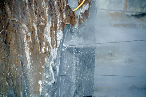 istock Carrara marble quarries - Carrare - Toscane - Italy 1704388457