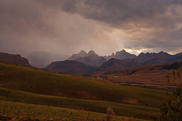 istock Stormy Drakensberg Sunset 15736 1704476129