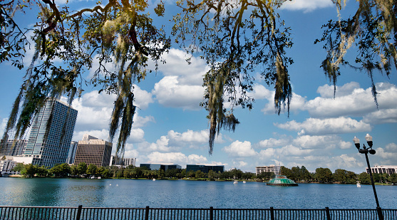 Scenic lake Eola in the heart of Orlando