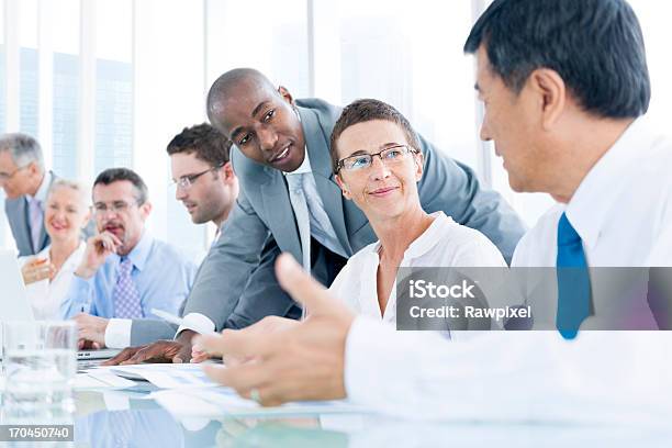 Gruppe Des Business Personen Meeting Stockfoto und mehr Bilder von Abmachung - Abmachung, Arbeiten, Berufliche Beschäftigung