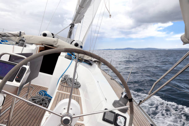 アドリア海でセーリング - sailing ship sailing rudder sailboat ストックフォトと画像