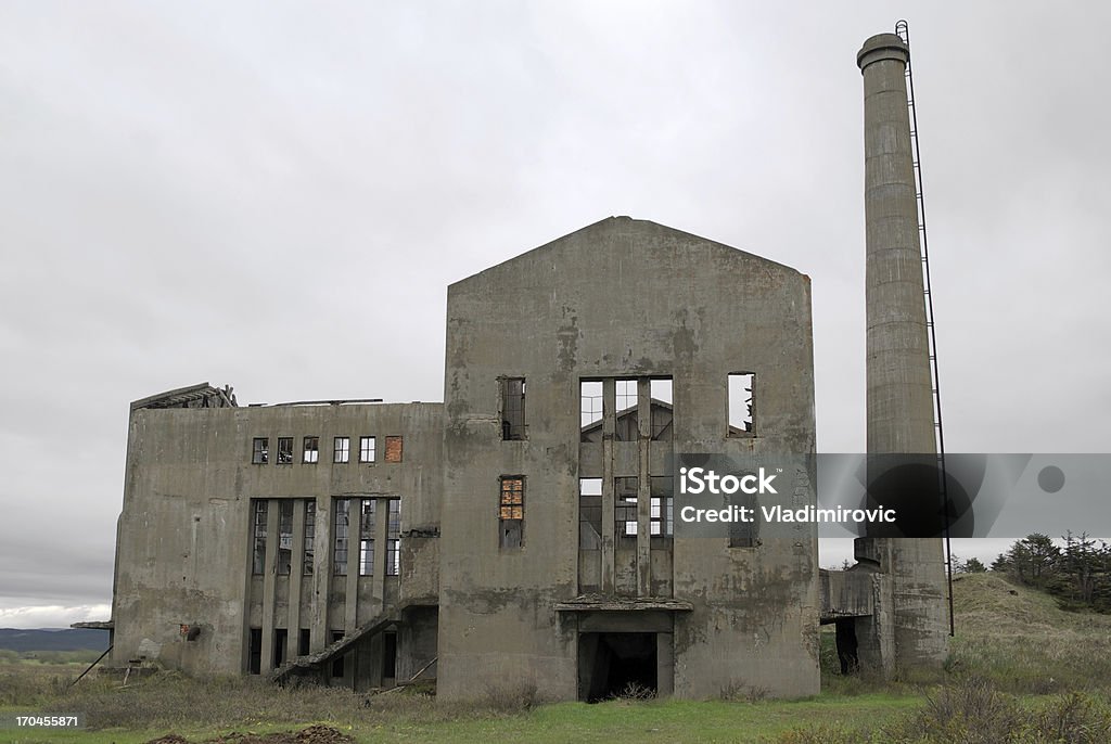 Alten Fabrik geht - Lizenzfrei Fabrik Stock-Foto