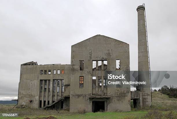 Foto de Antiga Fábrica e mais fotos de stock de Fábrica - Fábrica, Abandonado, Ausência