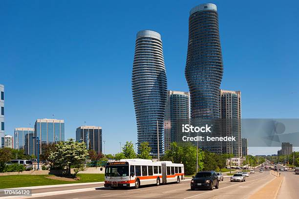 Mississauga Ontario Canadá Foto de stock y más banco de imágenes de Mississauga - Mississauga, Ontario - Canadá, Transporte