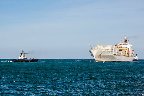 istock Container Ship go to the port in Fort Lauderdale 170456656