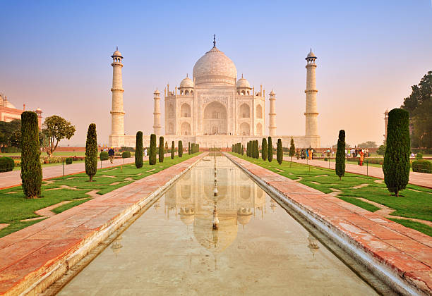 istock Taj Mahal sunrise with reflection 170463056