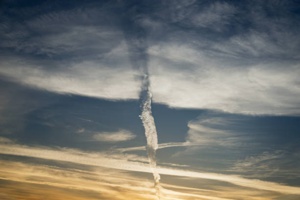 amazing cloudscape on the sky at sunset. - 3615 imagens e fotografias de stock