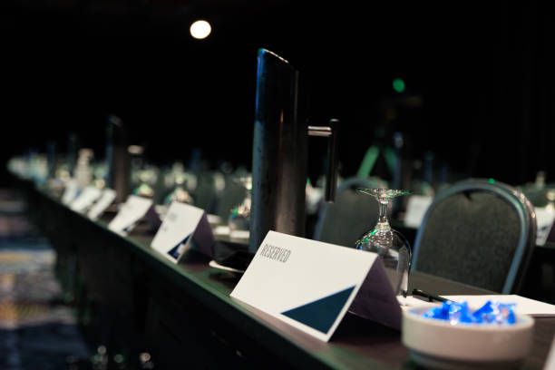 place cards at conference table - conference room sign imagens e fotografias de stock