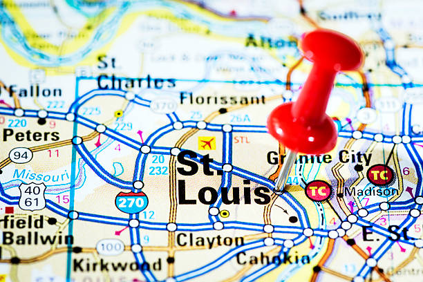 istock US cities on map series: St. Louis, Missouri 170512544