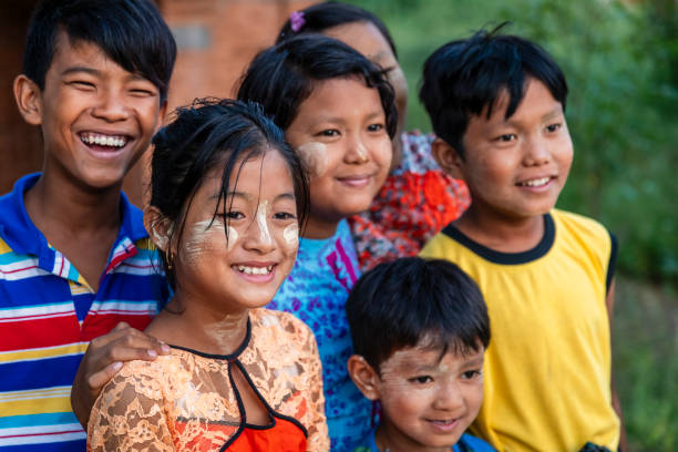 Group of Burmese children posing in Bagan