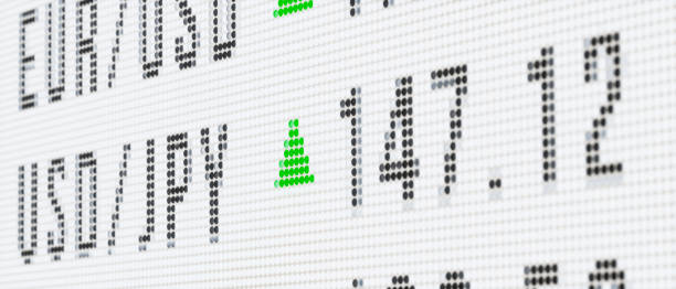 istock USD/JPY exchange rates on the screen, currency trading. 1705705142
