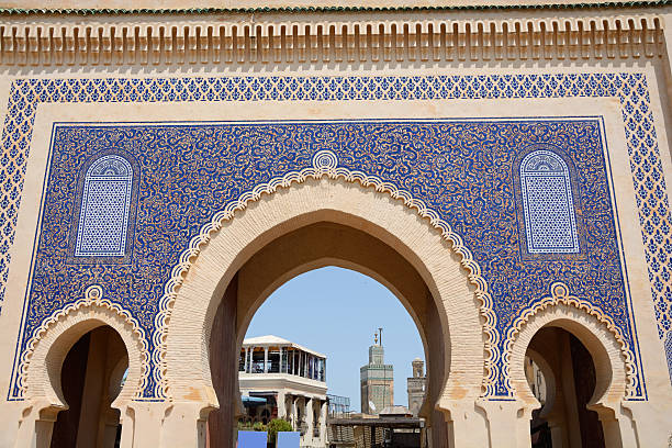 fez The Bab Buleoud gate in Fez (Morocco). bab boujeloud stock pictures, royalty-free photos & images