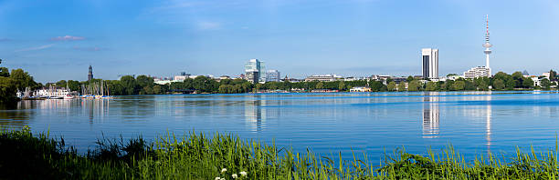 istock alster lake in the morning 170588732