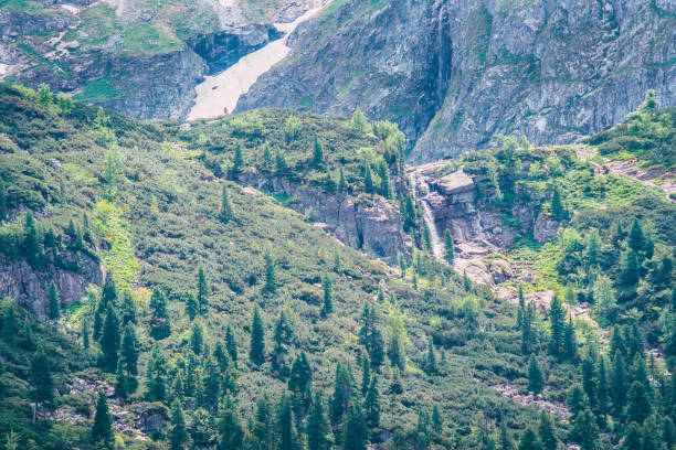 black pond waterfall - ridge mountain wilderness area poland imagens e fotografias de stock