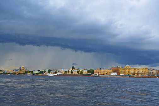 Changing weather. Start storm over the Neva.