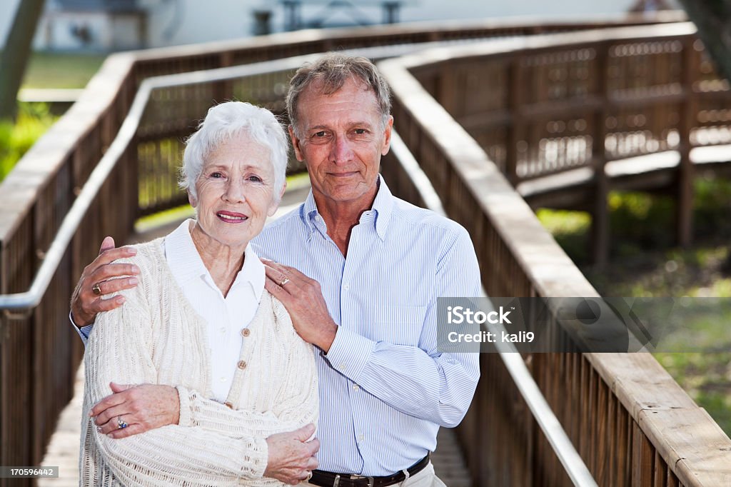 Par sênior em Passeio de Madeira - Royalty-free 60-69 Anos Foto de stock