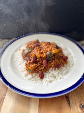 Chili con carne and boiled rice