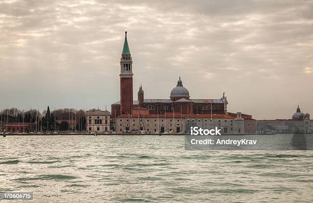 Basílica De San Giogio Maggiore En Venecia Foto de stock y más banco de imágenes de Agua - Agua, Anochecer, Arquitectura
