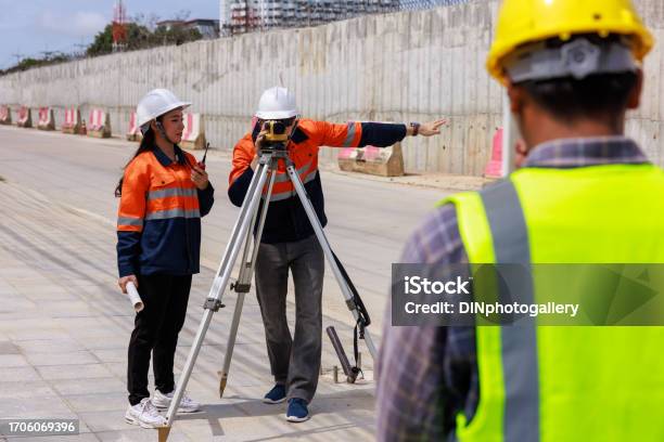 Route Engineer Engineer Use Theodolite Equipment Working On Construction Site For ...
