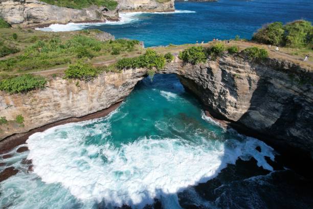 istock Nusa Penida, Indonesia 1706086587