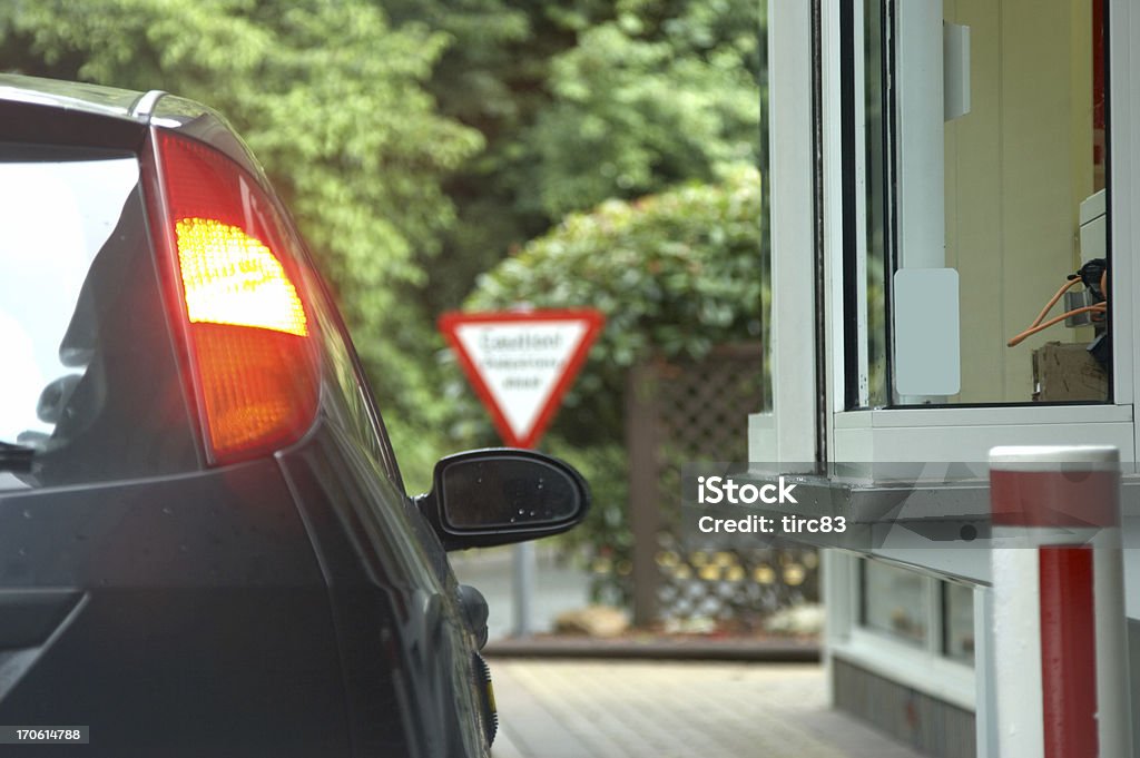 Warnschild des fast-food-Abholung über Nacht. - Lizenzfrei Drive In-Restaurant Stock-Foto