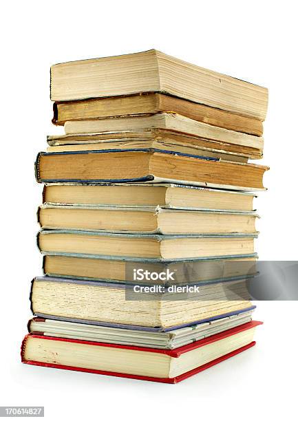 Foto de Pilha De Livros e mais fotos de stock de Aprender - Aprender, Branco, Capa de Livro