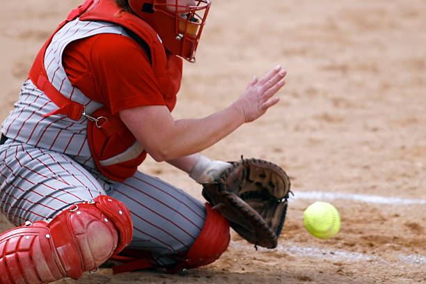 basebol - baseballs baseball baseball catcher catching imagens e fotografias de stock