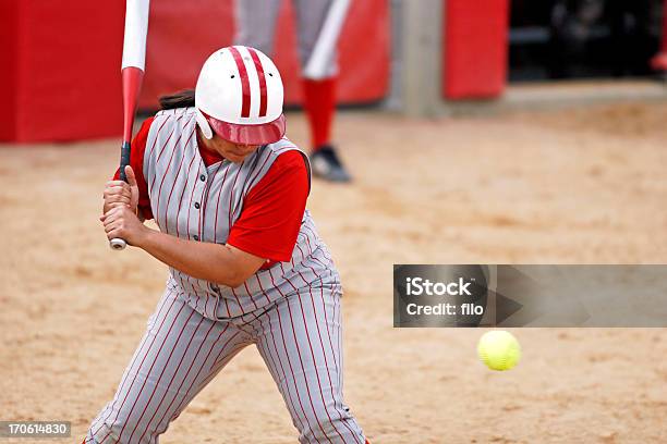 Photo libre de droit de Frappeur De Softball banque d'images et plus d'images libres de droit de Softball - Softball, Université, Femmes