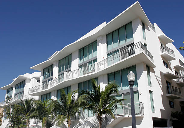 White South Beach condo with palm trees a new modern condo on South Beach miami photos stock pictures, royalty-free photos & images