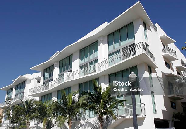 South Beach Apartament - zdjęcia stockowe i więcej obrazów Mieszkanie - Mieszkanie, Stan Floryda, Budynek z zewnątrz