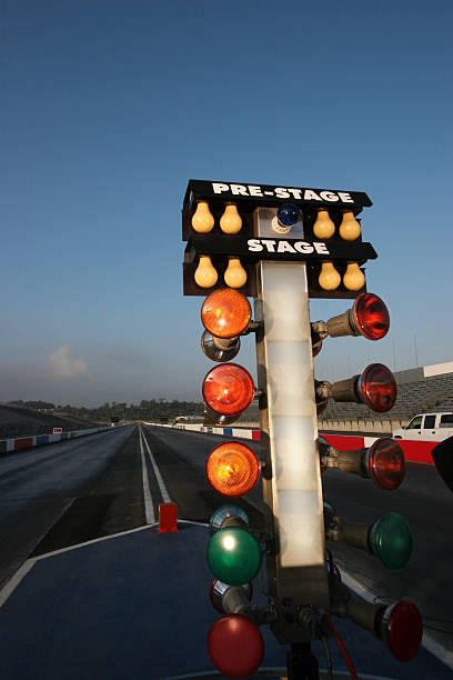 Countdown Christmas tree countdown lights at a drag strip. drag racing stock pictures, royalty-free photos & images