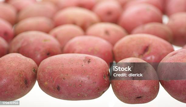 Foto de Novo Batatas e mais fotos de stock de Alimentação Saudável - Alimentação Saudável, Alimento básico, Batata - Tubérculo