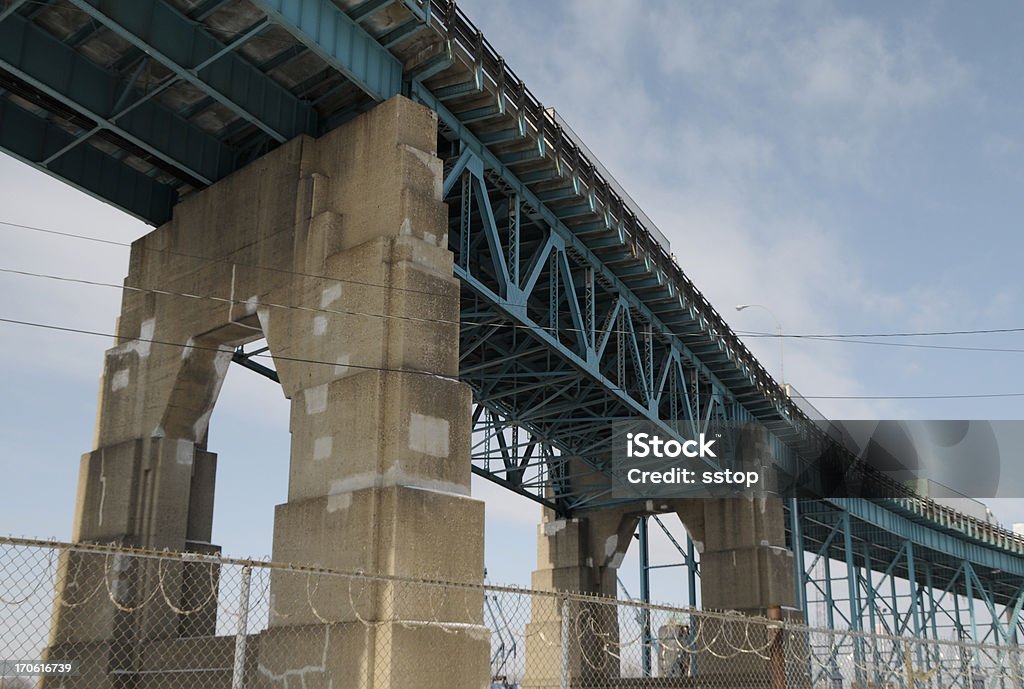 Puente Industrial - Foto de stock de Detroit - Michigan libre de derechos