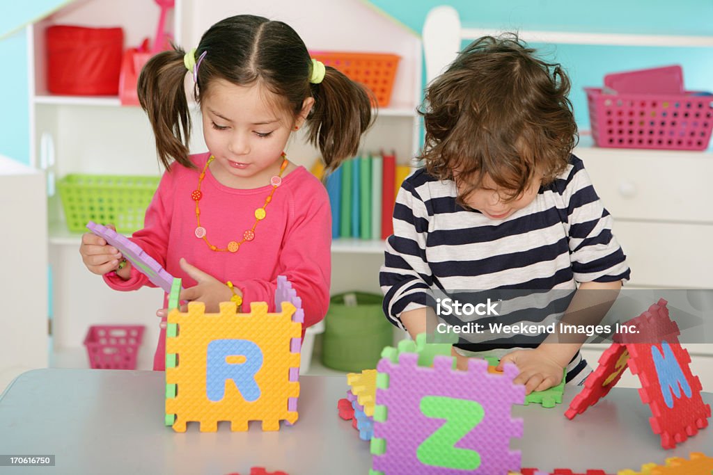 Début du développement - Photo de Maternelle libre de droits