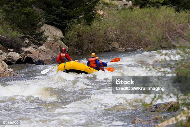 Whitewater Rafters - zdjęcia stockowe i więcej obrazów Kanał wodny - Kanał wodny, Stan Kolorado, Fotografika