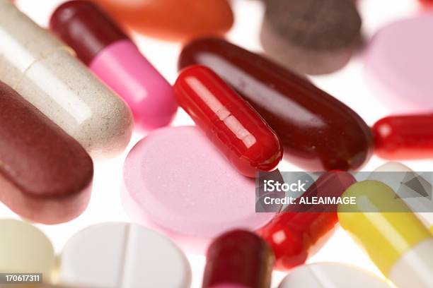 Таблетки — стоковые фотографии и другие картинки Антибиотик - Антибиотик, Ацетилсалициловая кислота, Без людей