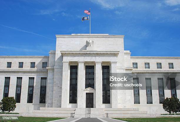 Rezerwa Federalna Usa Washington Dc Wiosną - zdjęcia stockowe i więcej obrazów Budynek Rezerw federalnych - Budynek Rezerw federalnych, Federal Reserve, Stopa procentowa